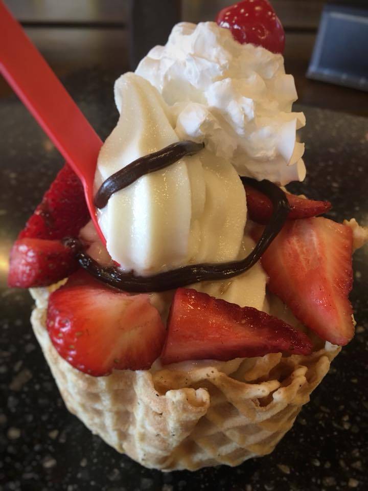 Red Line Frozen Treats | restaurant | 5920 E Stop 11 Rd, Indianapolis, IN 46237, USA | 3178811717 OR +1 317-881-1717