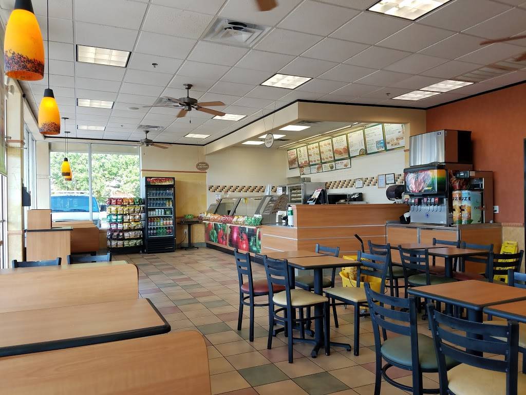 Subway Restaurants | restaurant | 8301 Spencer Hwy, Deer Park, TX 77536, USA | 2814761092 OR +1 281-476-1092