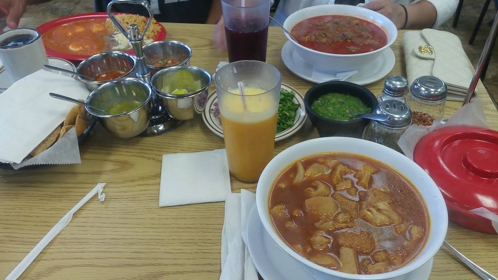 El Nuevo Taconazo Restaurant | restaurant | 5849 S Kedzie Ave, Chicago, IL 60629, USA | 7734244044 OR +1 773-424-4044