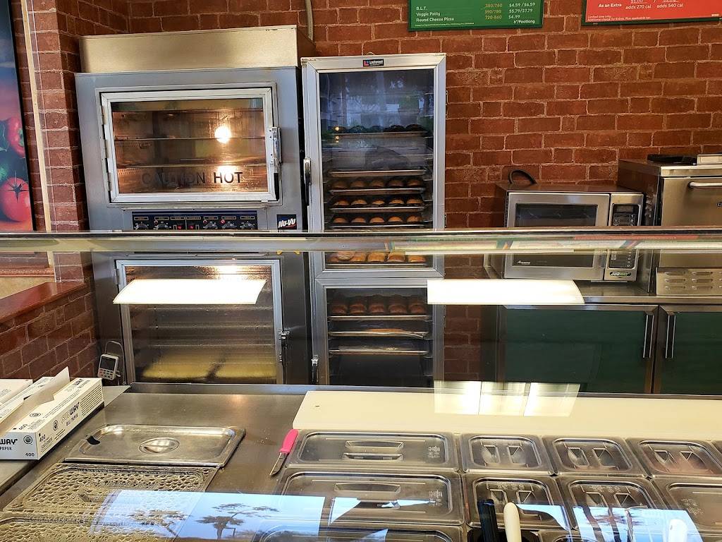 Subway | restaurant | 5628-1 Pelican Strand Blvd, Naples, FL 34110, USA | 2395920095 OR +1 239-592-0095