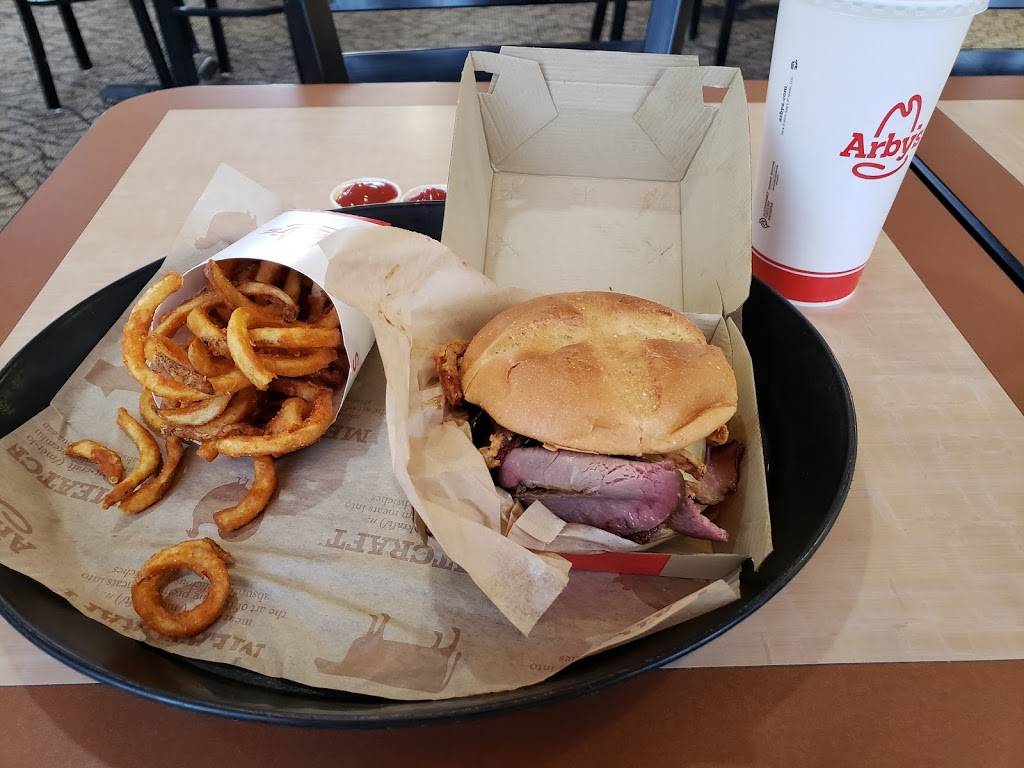Arbys | restaurant | 560 Prairie Center Dr, Eden Prairie, MN 55344, USA | 9529425326 OR +1 952-942-5326