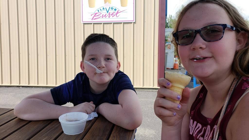 Tasty Freeze Pizza & Ice Cream | restaurant | 641 McQueen Rd, Amsterdam, NY 12010, USA | 5182122940 OR +1 518-212-2940