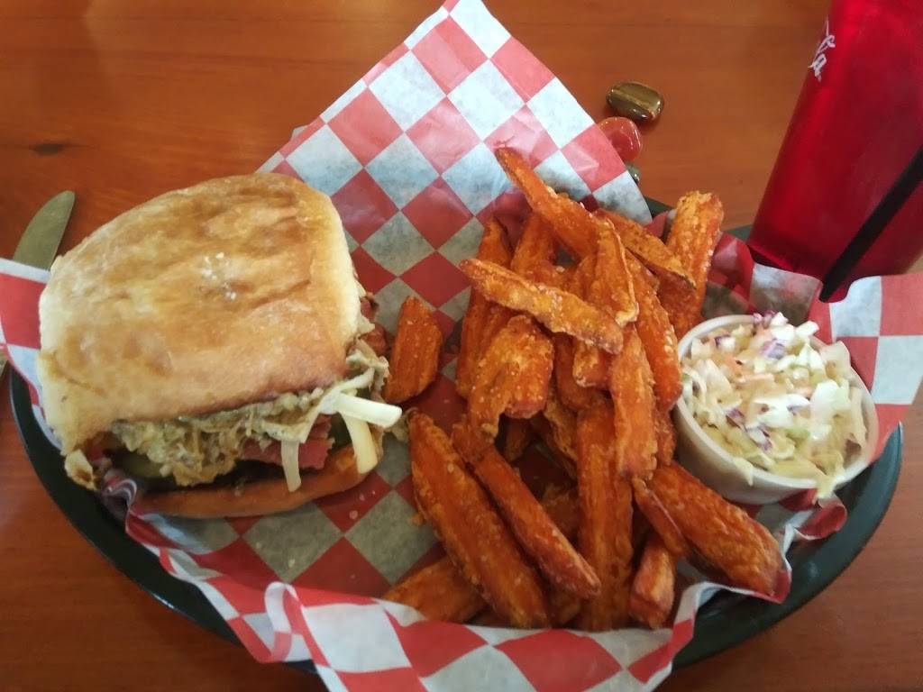 Little Red Smokehouse | restaurant | 145 S Main St, Carver, MA 02330, USA | 5084650018 OR +1 508-465-0018