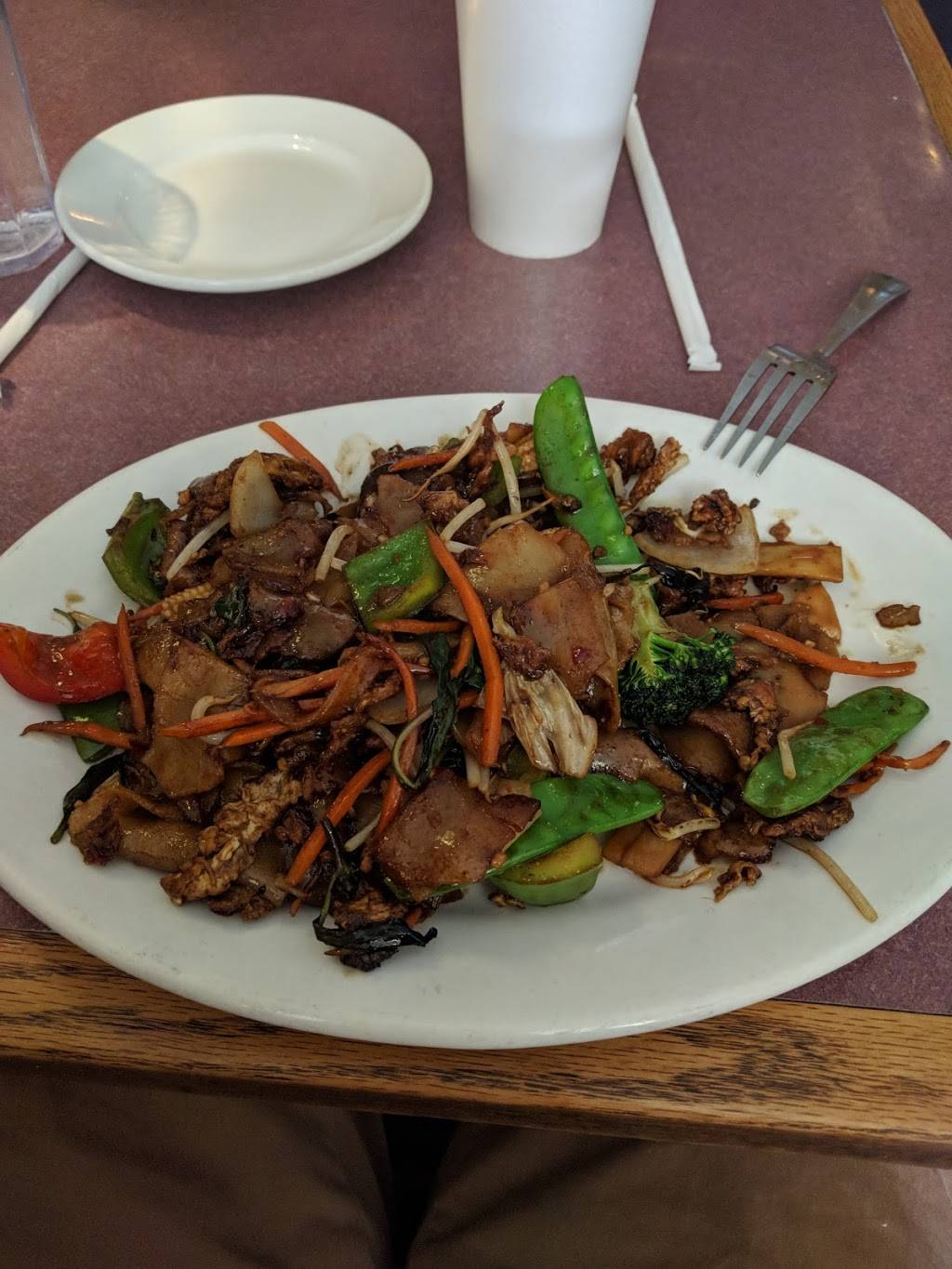 Tasty Thai | restaurant | 7104 NW Prairie View Rd, Kansas City, MO 64151, USA | 8165848801 OR +1 816-584-8801