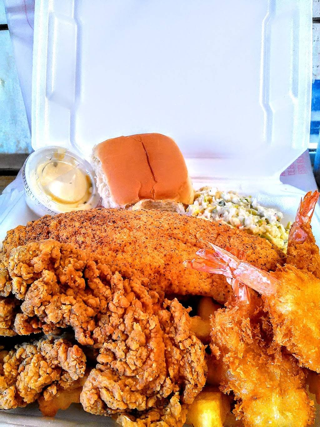 Don Dons Hot Wings | restaurant | 2926 S 3rd St, Memphis, TN 38109, USA | 9013968377 OR +1 901-396-8377