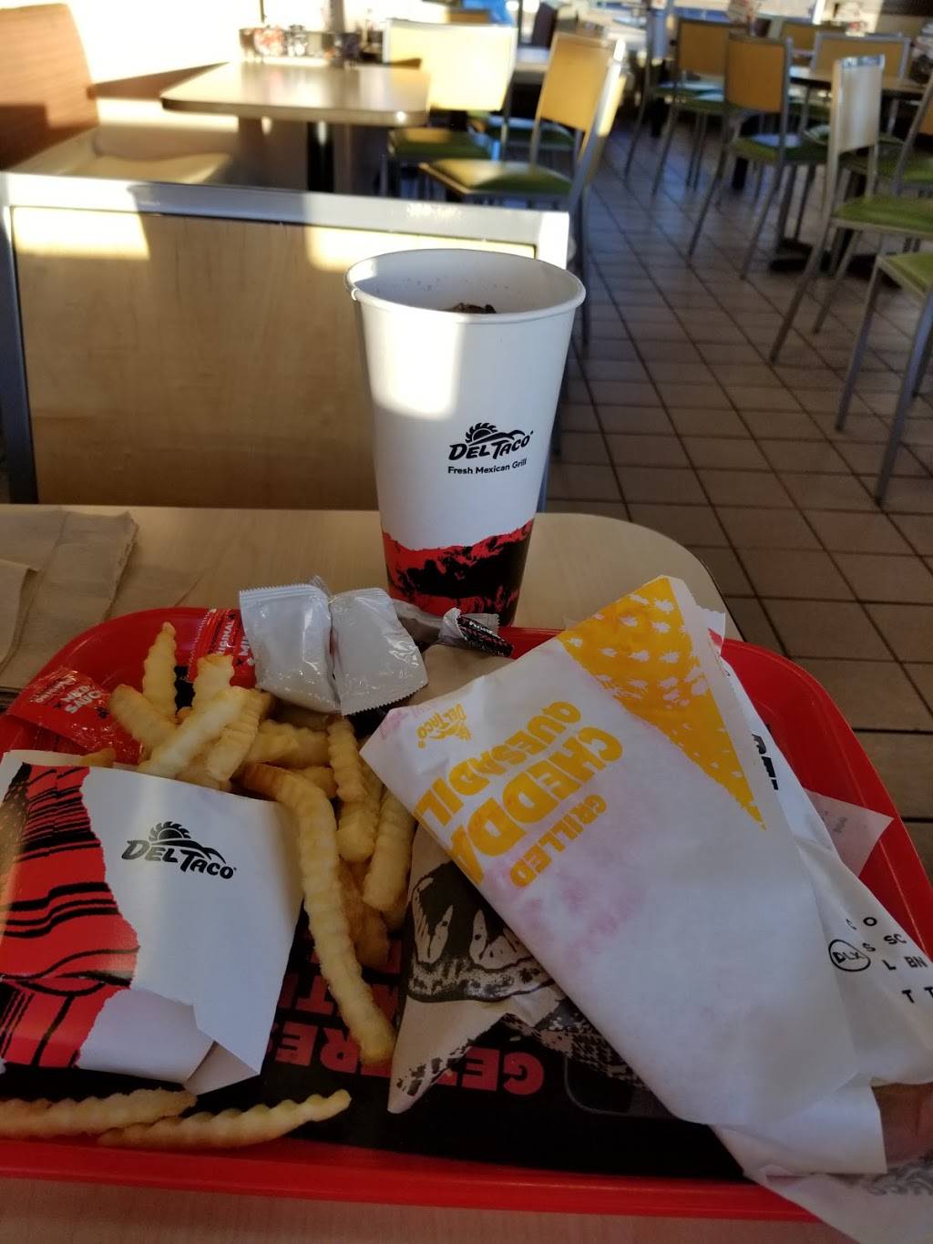 Del Taco | meal takeaway | 570 E Bromley Ln, Brighton, CO 80601, USA | 3036541186 OR +1 303-654-1186