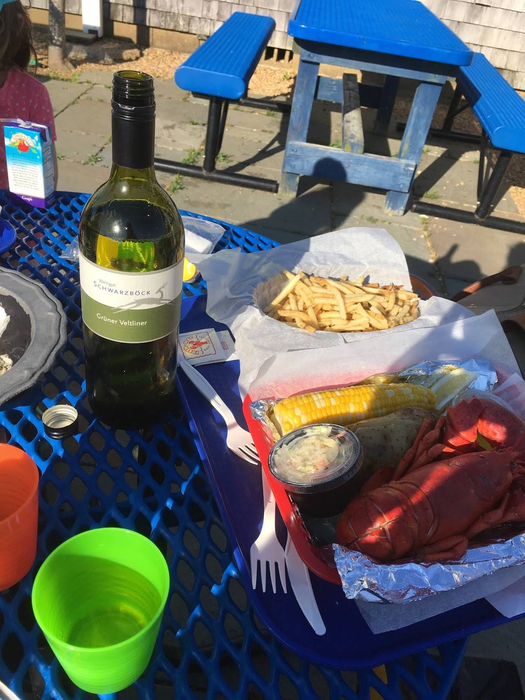 Home Port Restaurant | meal takeaway | 512 N Rd, Chilmark, MA 02535, USA | 5086452679 OR +1 508-645-2679