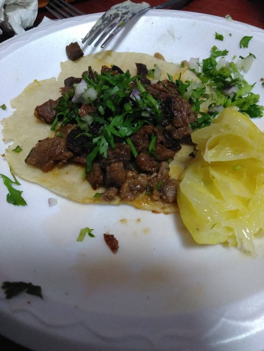 El Manjar | restaurant | 7218 N Armenia Ave, Tampa, FL 33604, USA | 8134474652 OR +1 813-447-4652