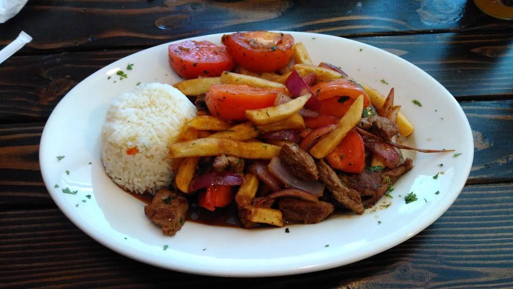 Chilenazo | restaurant | 7238 Canoga Ave, Canoga Park, CA 91303, USA | 8188870269 OR +1 818-887-0269