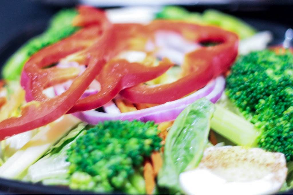 Leonas Pizzeria & Restaurant | restaurant | 3877 N Elston Ave, Chicago, IL 60618, USA | 7732677287 OR +1 773-267-7287