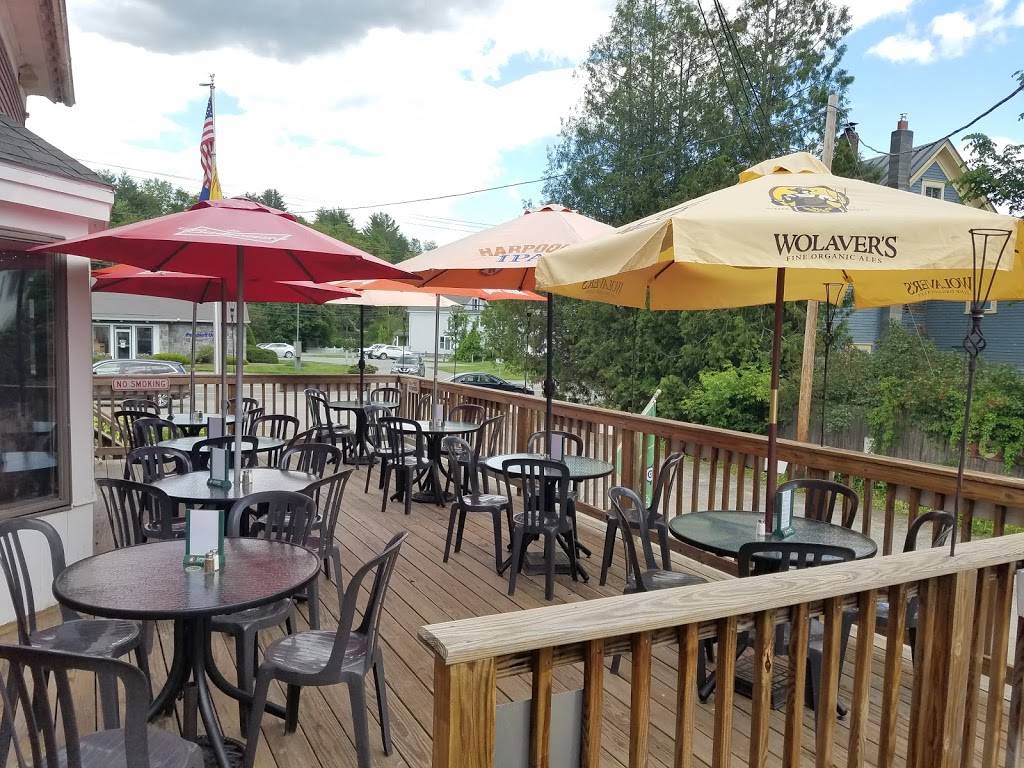 MacLaomainns Scottish Pub | restaurant | 52 S Main St, Chester, VT 05143, USA | 8028756227 OR +1 802-875-6227