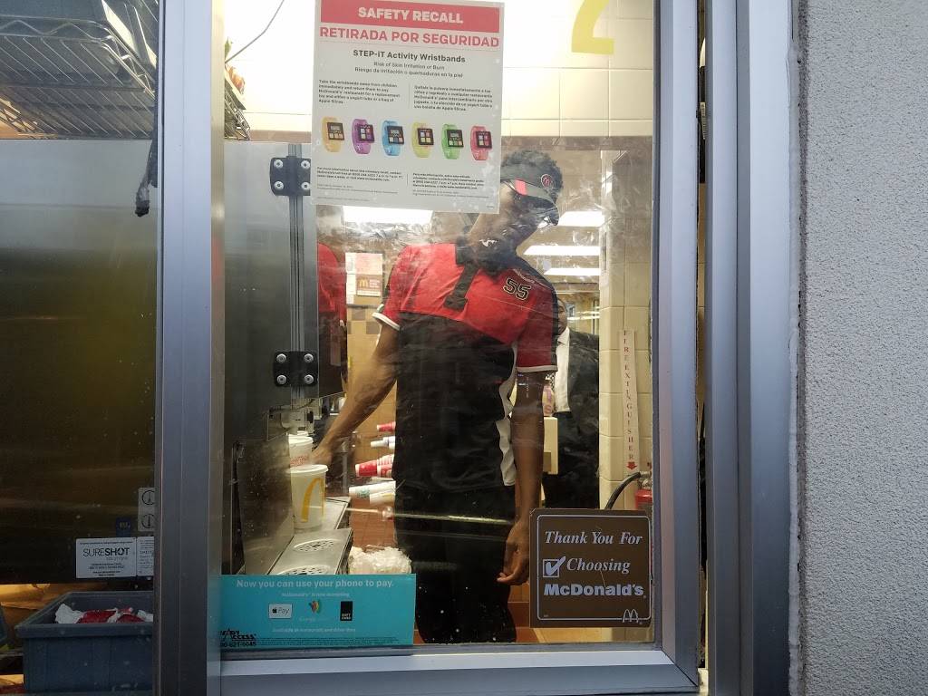 McDonalds | cafe | 3542 Rt 66 East, Neptune Township, NJ 07753, USA | 7329222115 OR +1 732-922-2115