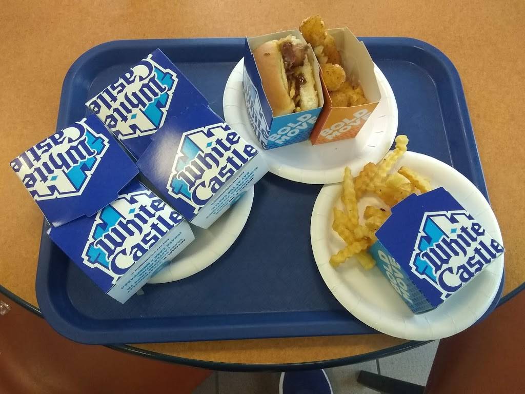 White Castle | restaurant | 1141 N Green Mt Rd, Belleville, IL 62221, USA | 6186220627 OR +1 618-622-0627