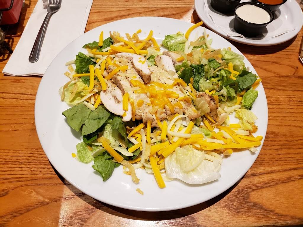 Chilis Grill & Bar | restaurant | 3196 N. Gloster, Tupelo, MS 38804, USA | 6626208883 OR +1 662-620-8883