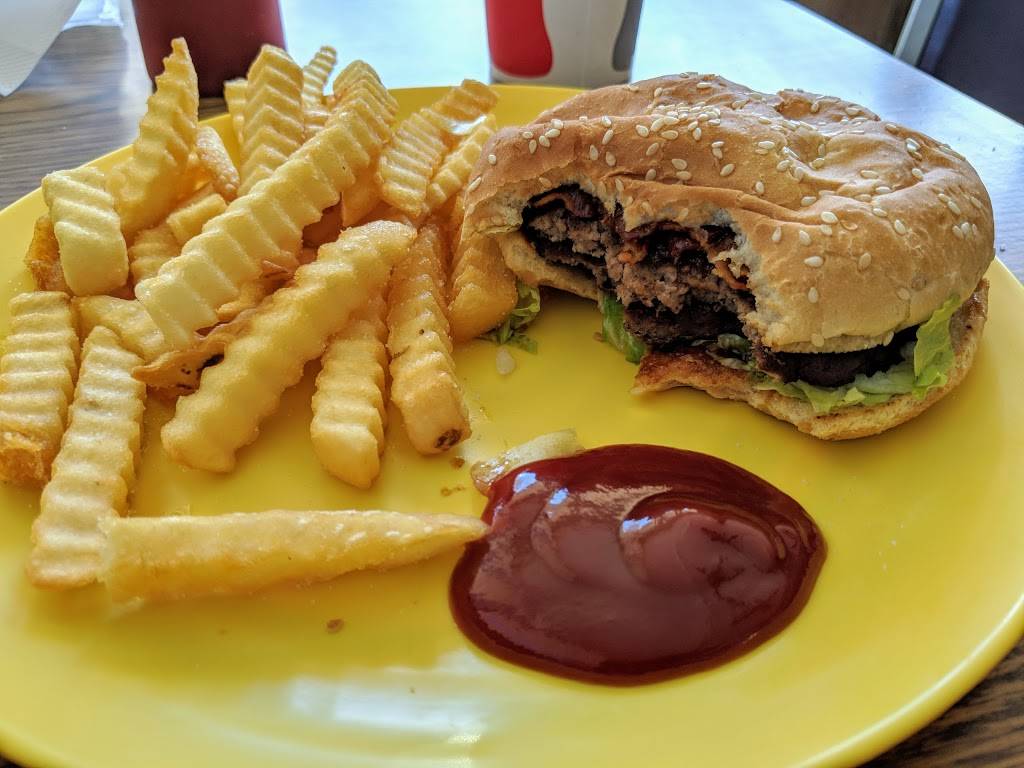 Dari Delite Drive-In | restaurant | 17735 Monterey Rd, Morgan Hill, CA 95037, USA | 4087795381 OR +1 408-779-5381