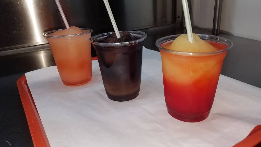 Golden Fish & Chicken | meal takeaway | 2532 W Wisconsin Ave, Milwaukee, WI 53233, USA | 4149333131 OR +1 414-933-3131