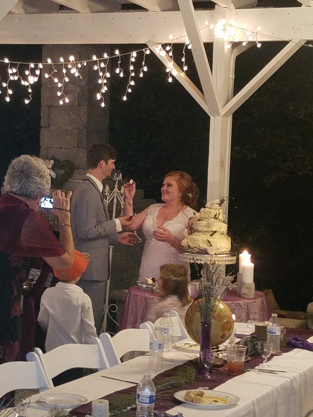 Grace Farm Chateau Fontaine | restaurant | 1208 N Main St, Walnut Cove, NC 27052, USA | 3365911009 OR +1 336-591-1009