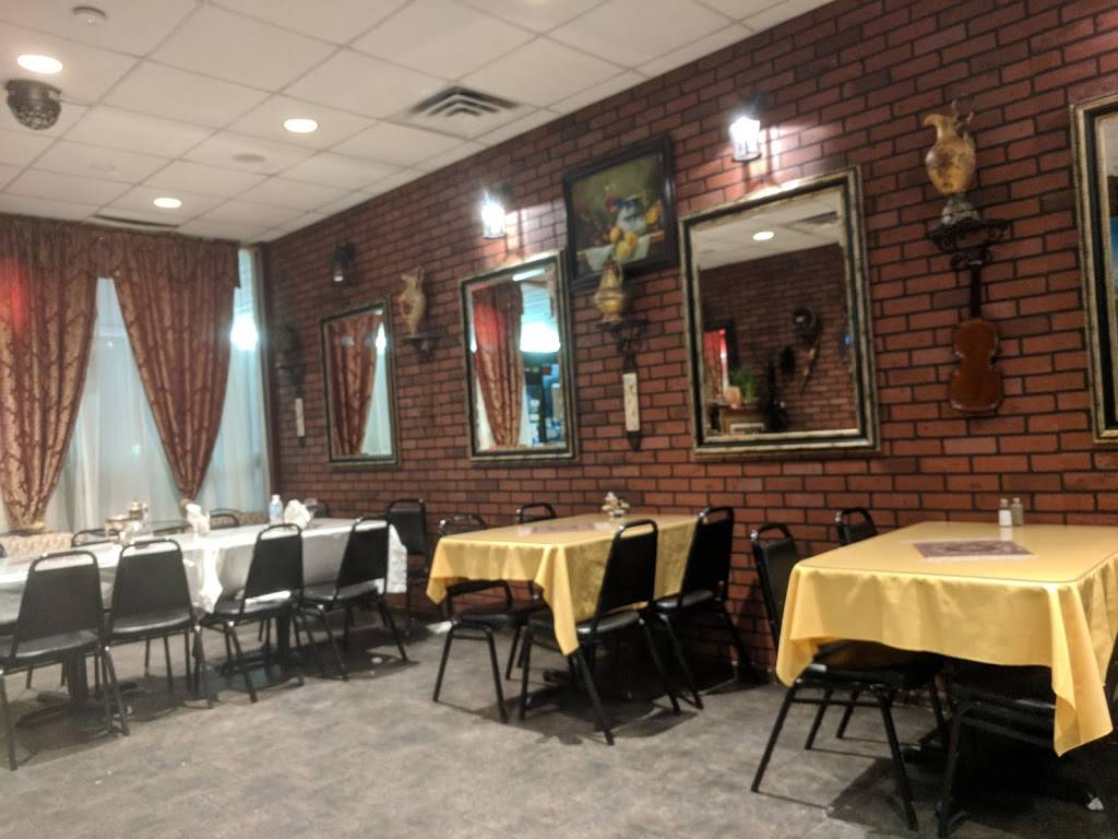 Restaurant Ararat | restaurant | 364 Townline Rd, Mundelein, IL 60060, USA | 8475669755 OR +1 847-566-9755