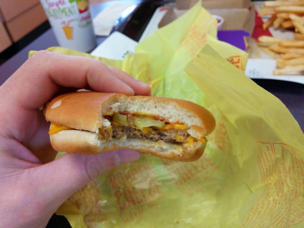 McDonalds | cafe | 4500 University Ave, Madison, WI 53705, USA | 6082385909 OR +1 608-238-5909