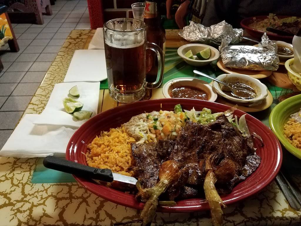 El Tequila | restaurant | 712 Superior St, Antigo, WI 54409, USA | 7156274749 OR +1 715-627-4749