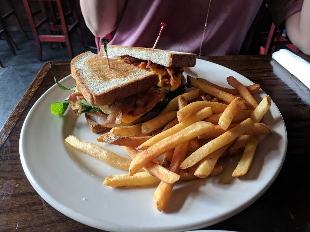 The Globe Pub | restaurant | 1934 W Irving Park Rd, Chicago, IL 60613, USA | 7738713757 OR +1 773-871-3757