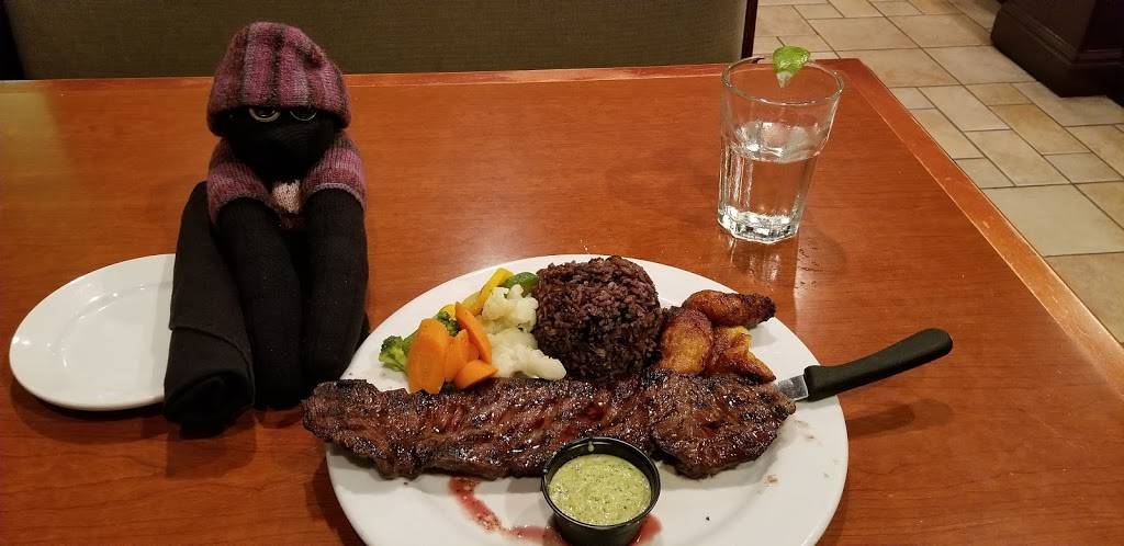 Padrinos Cuban, Hallandale Beach | restaurant | 2500 E Hallandale Beach Blvd, Hallandale Beach, FL 33009, USA | 9544564550 OR +1 954-456-4550