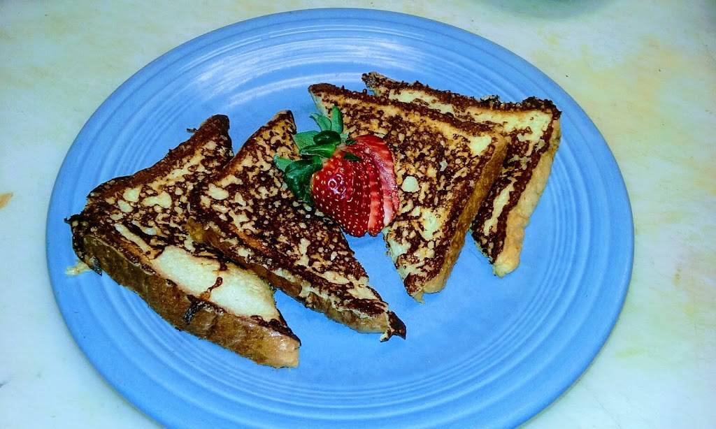 Grasshopper Cafe | cafe | 229 Bunker Hill St, Charlestown, MA 02129, USA | 6172420000 OR +1 617-242-0000