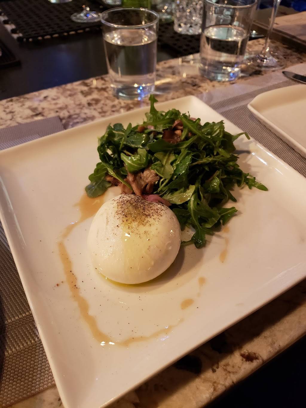 The Wine Kitchen | restaurant | 7 S King St, Leesburg, VA 20175, USA | 7037779463 OR +1 703-777-9463