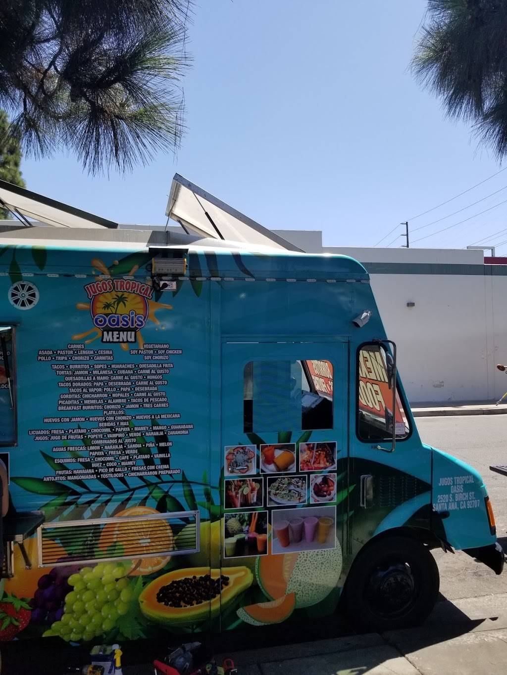 Jugos Tropical Oasis | restaurant | 1631 17th St, Santa Ana, CA 92705, USA | 7146849863 OR +1 714-684-9863