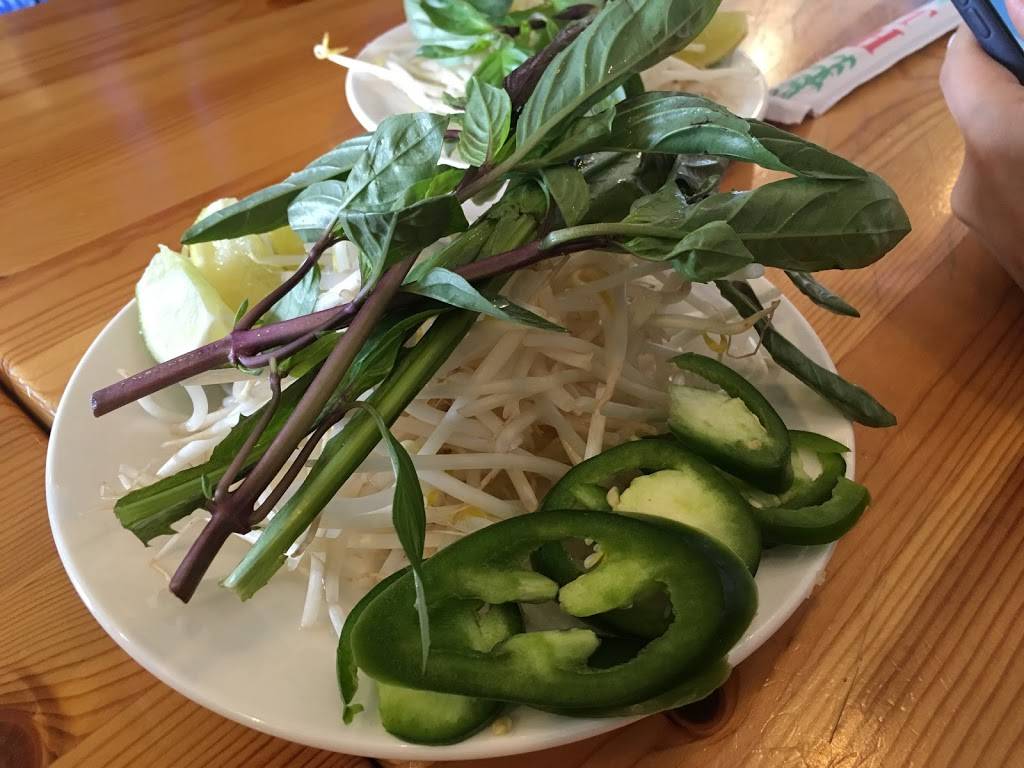 Phở PCH | restaurant | 623 N Pacific Coast Hwy, Redondo Beach, CA 90277, USA | 4242061072 OR +1 424-206-1072