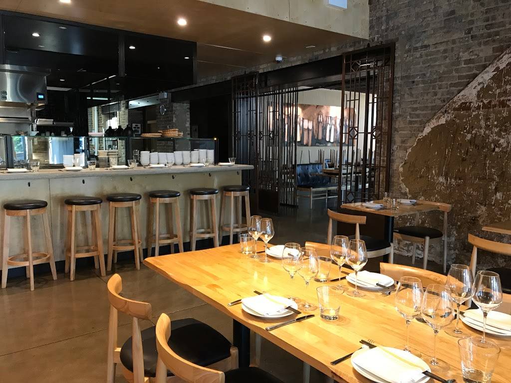 HaiSous Vietnamese Kitchen | restaurant | 1800 S Carpenter St, Chicago, IL 60608, USA | 3127021303 OR +1 312-702-1303