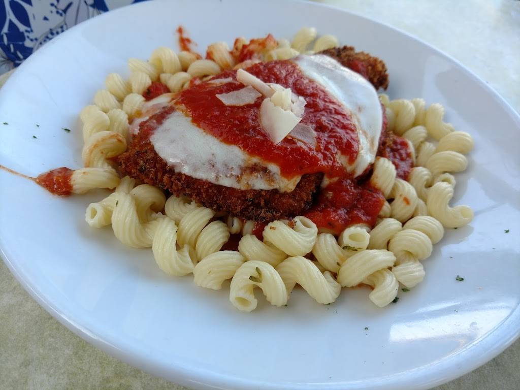 Waterfront Bar and Grill | restaurant | 170 Water St # 170, Plymouth, MA 02360, USA | 5085918393 OR +1 508-591-8393