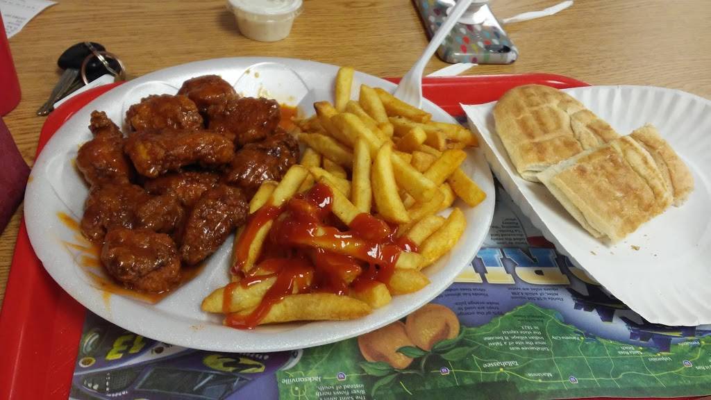 Wings Xpress | restaurant | 1911 E Bearss Ave, Tampa, FL 33613, USA | 8139714141 OR +1 813-971-4141