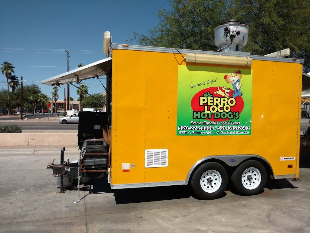 El Perro Loco Hot Dogs | restaurant | 3800-3818 S Valley Rd, Tucson, AZ 85714, USA | 5202720229 OR +1 520-272-0229