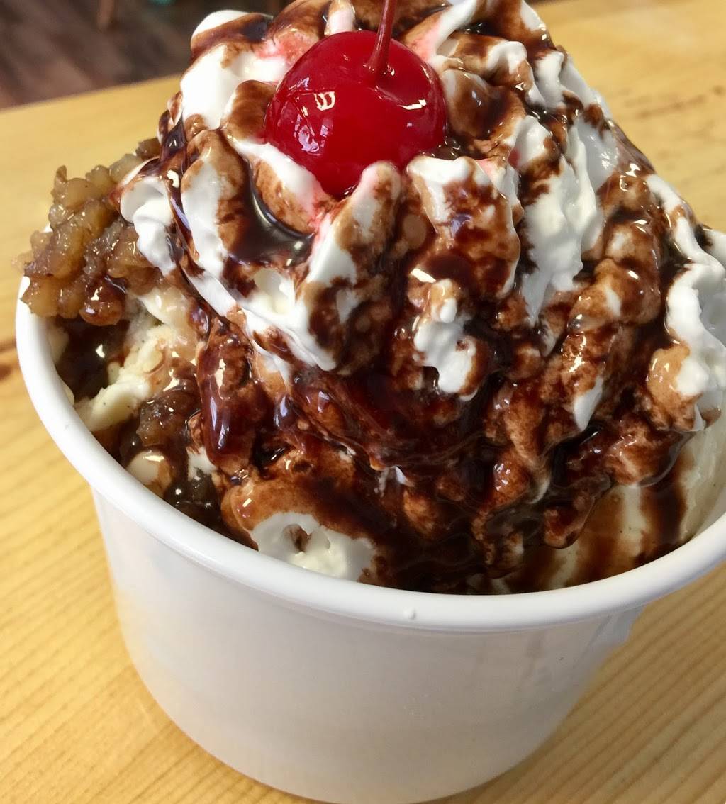 Rustic lunch pail | restaurant | 162 Locust St, Dayton, TN 37321, USA | 4074913168 OR +1 407-491-3168