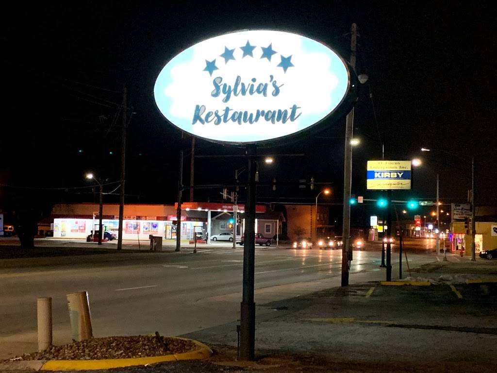 Sylvias Restaurant | restaurant | 3419 Avenue of the Cities, Moline, IL 61265, USA | 3095243032 OR +1 309-524-3032