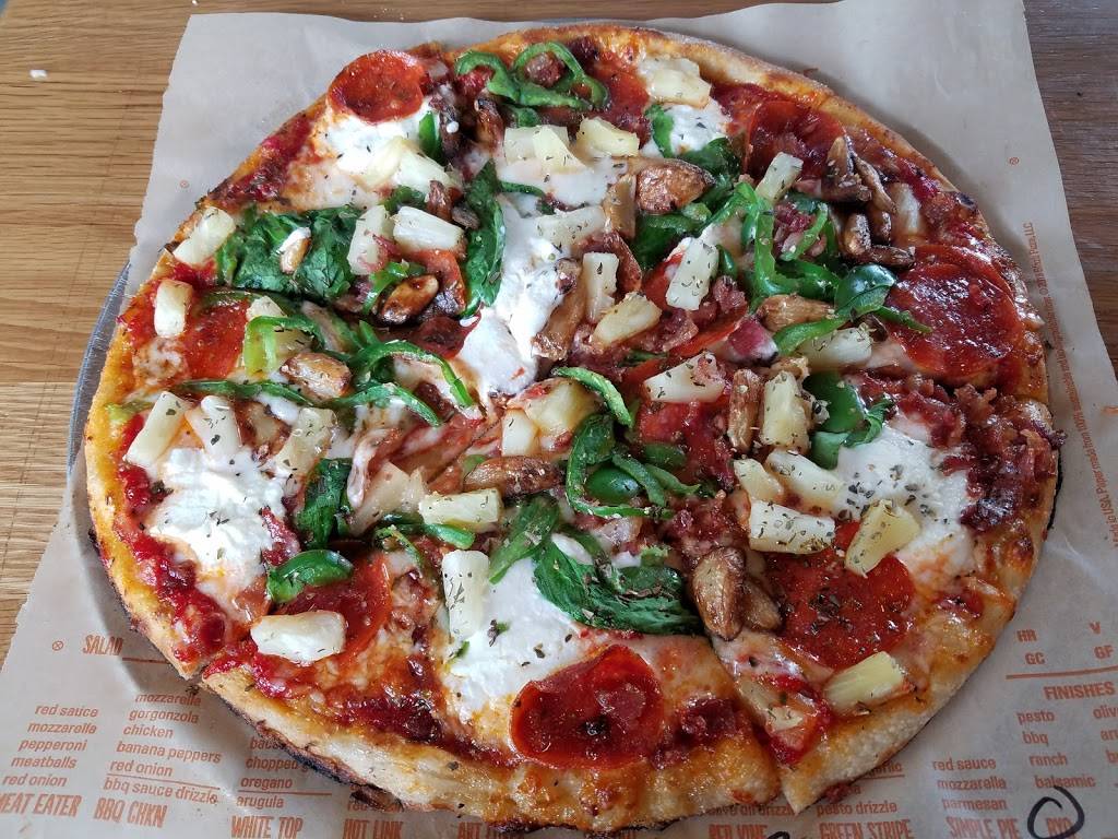 Blaze Pizza | meal takeaway | 5246 N Service Rd, St Peters, MO 63376, USA | 6363874368 OR +1 636-387-4368