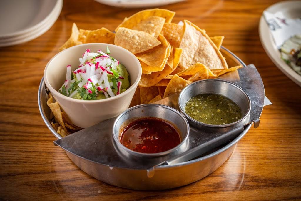 Big Star Wrigleyville | restaurant | 3640 N Clark St, Chicago, IL 60613, USA | 7738577120 OR +1 773-857-7120