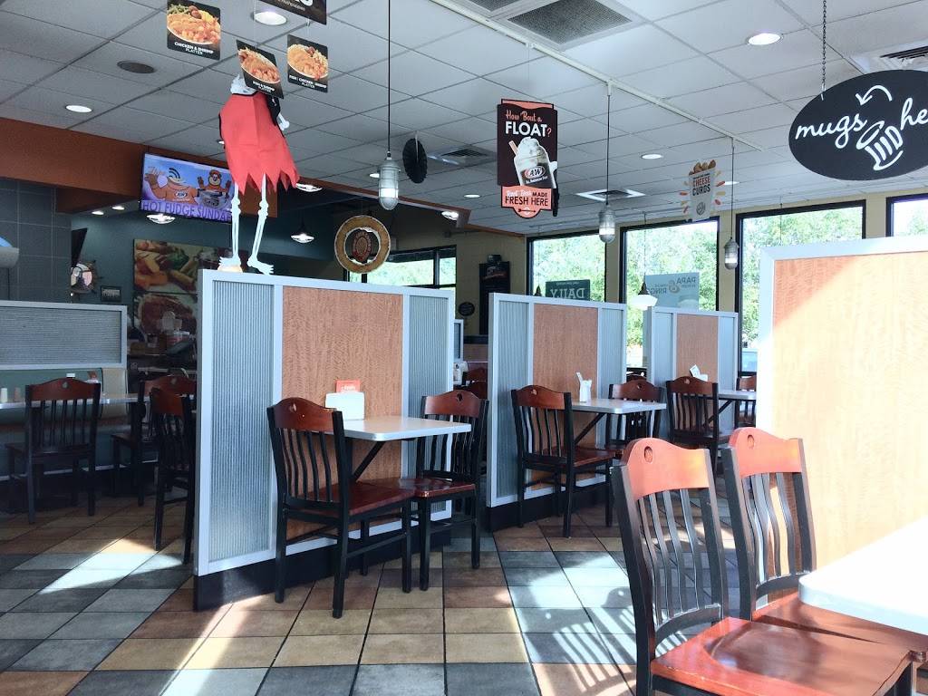 Long John Silvers | restaurant | 116 E Broadway St, Newport, TN 37821, USA | 4236232212 OR +1 423-623-2212