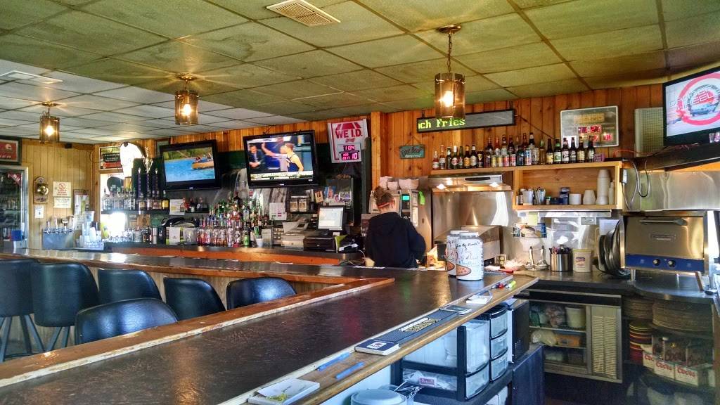 Jen & Tonics | restaurant | 203550 WI-49, Wittenberg, WI 54499, USA | 7154547077 OR +1 715-454-7077