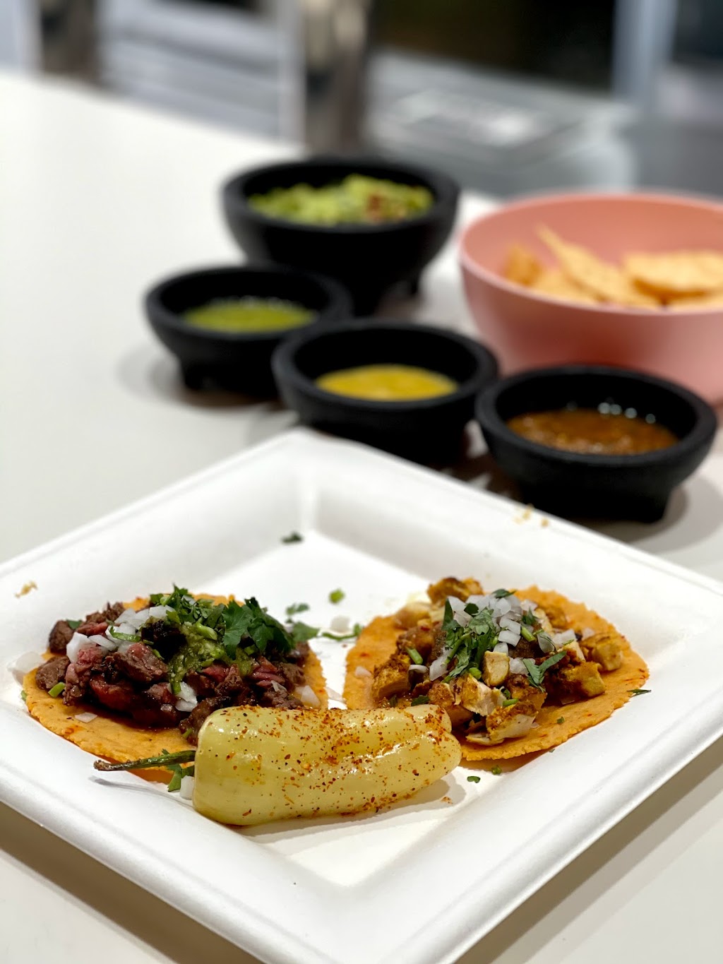 Hermosa Taqueria | restaurant | 2493 Park Ave, Tustin, CA 92782, USA | 6576605361 OR +1 657-660-5361