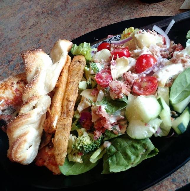 Pizza Factory | restaurant | 1050 W Monte Vista Ave, Turlock, CA 95382, USA | 2096345000 OR +1 209-634-5000