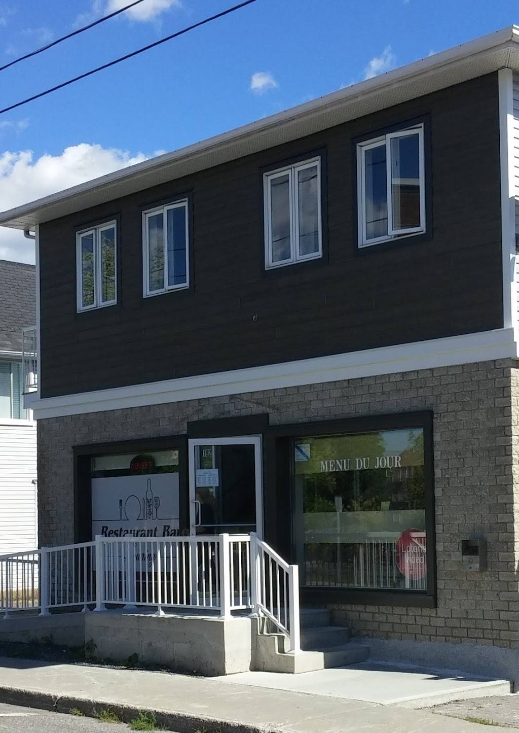 Restaurant Lowring | restaurant | 192 Rue Loring, Drummondville, QC J2C 4K2, Canada | 8194746776 OR +1 819-474-6776