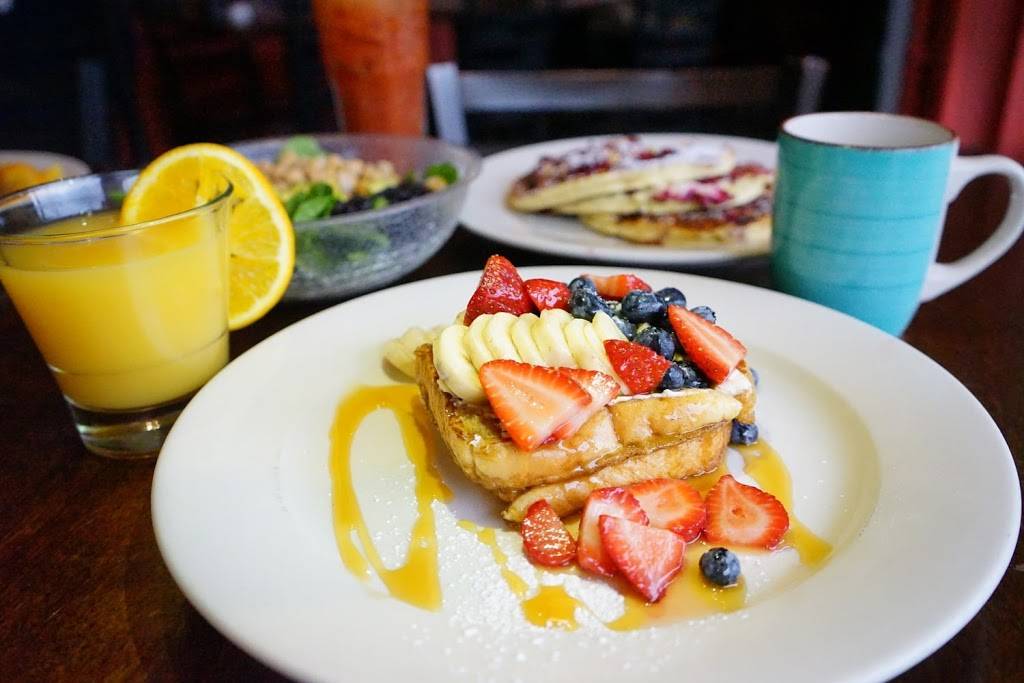 Blue Moon Grill | restaurant | 955 Main St, Wakefield, MA 01880, USA | 7812454470 OR +1 781-245-4470