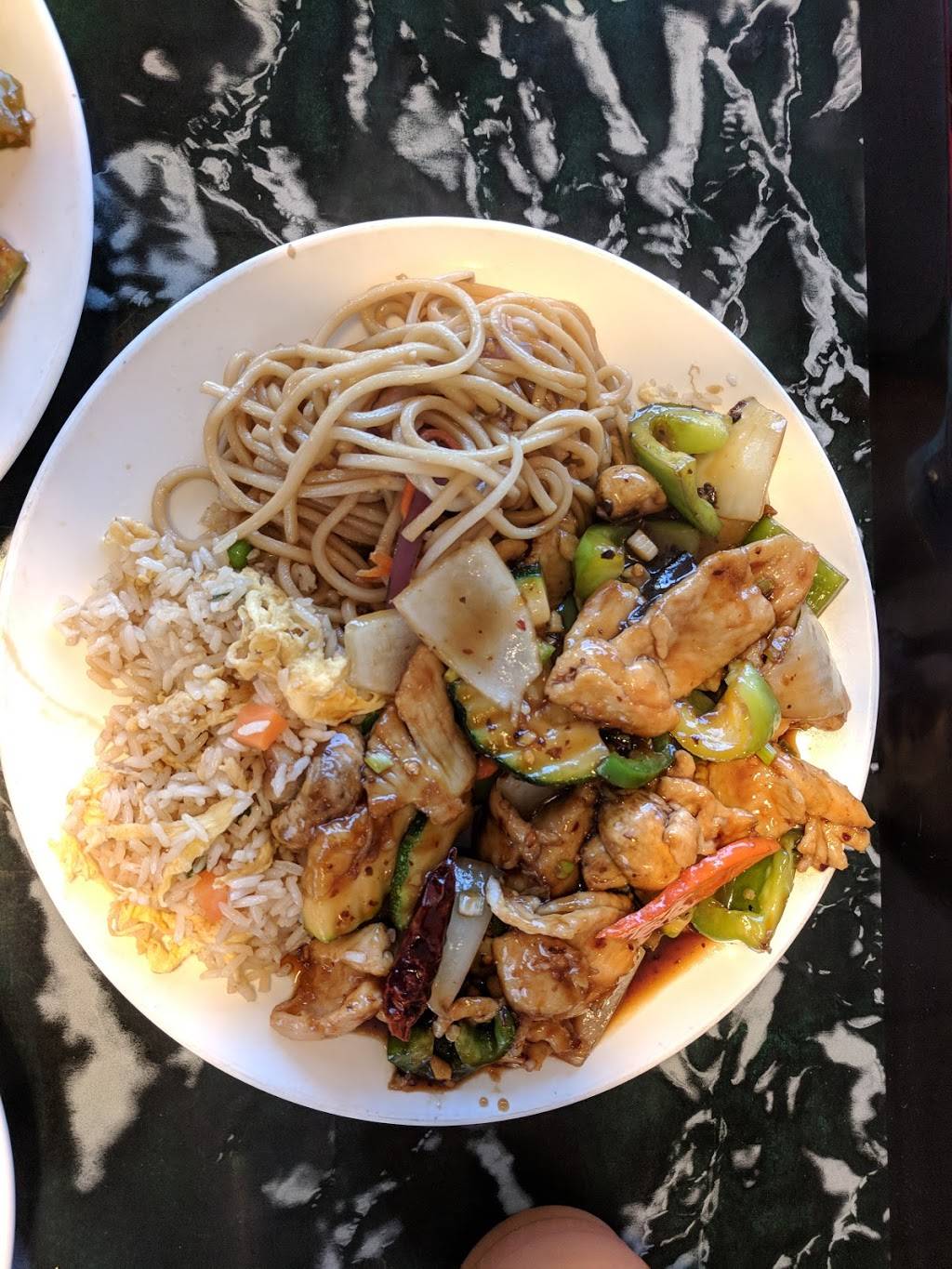 Lemon Tree Chinese Cuisine | restaurant | 28708 Roadside Dr, Agoura Hills, CA 91301, USA | 8188891168 OR +1 818-889-1168