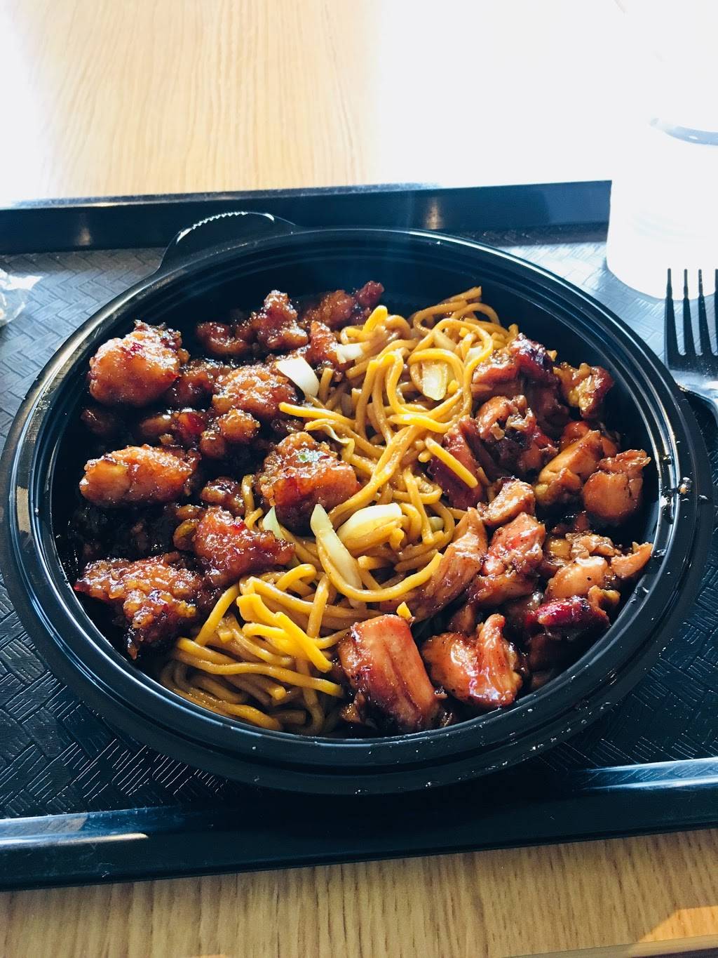 Leeann Chin | meal delivery | 8015 Glen Ln, Eden Prairie, MN 55344, USA | 9529469813 OR +1 952-946-9813