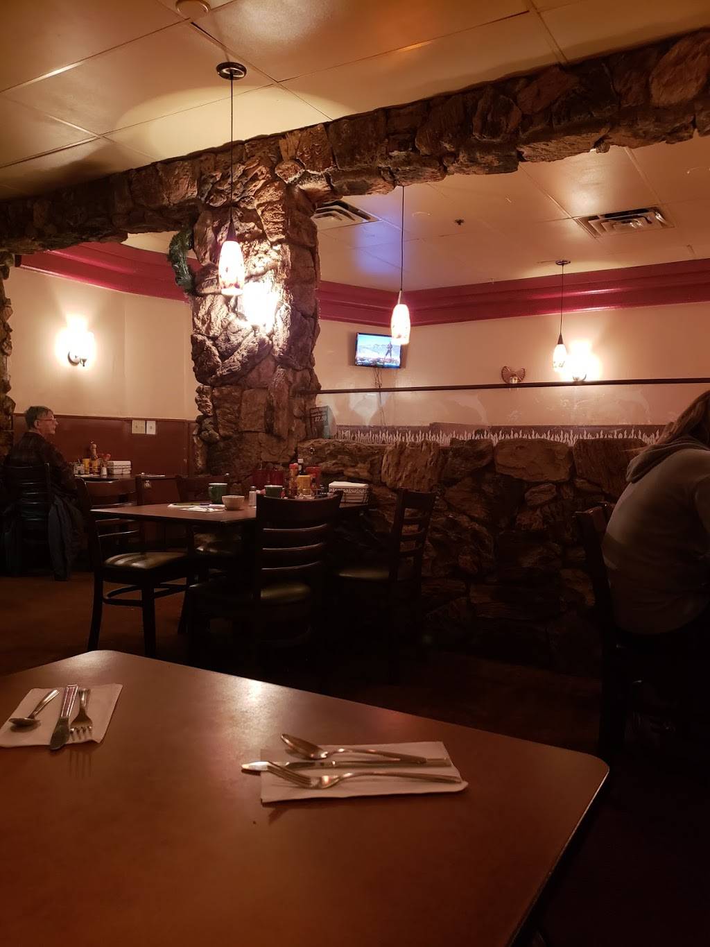 Maddys Paddy Cafe | restaurant | 2757 Las Vegas Blvd N, North Las Vegas, NV 89030, USA | 7026493799 OR +1 702-649-3799