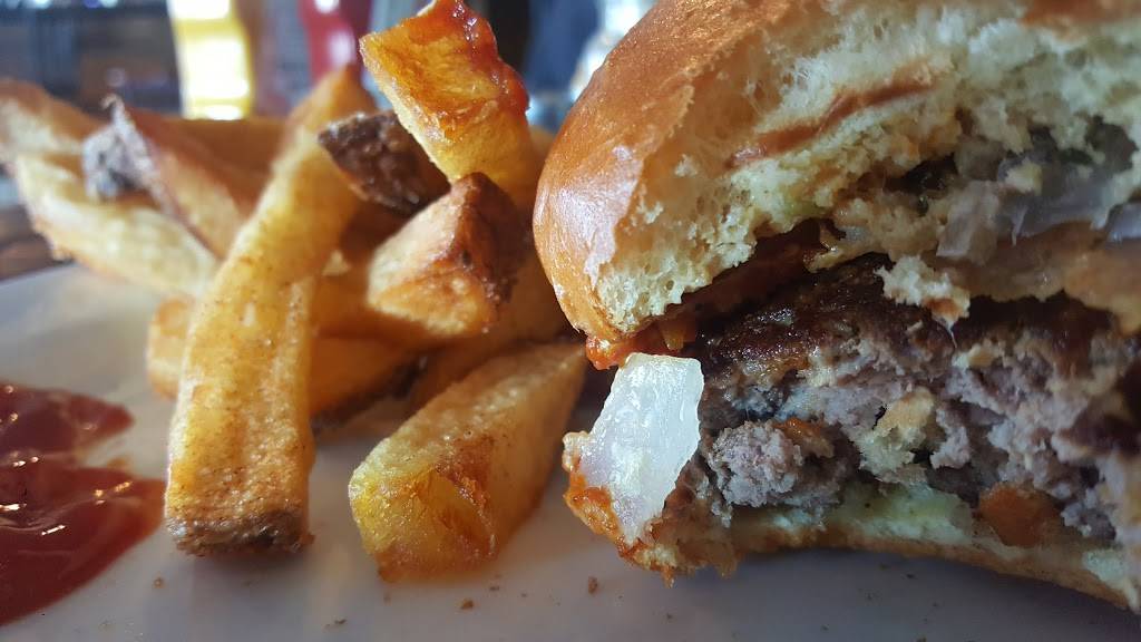 The Flat | restaurant | 1606 Woodruff Rd, Greenville, SC 29607, USA | 8645201522 OR +1 864-520-1522