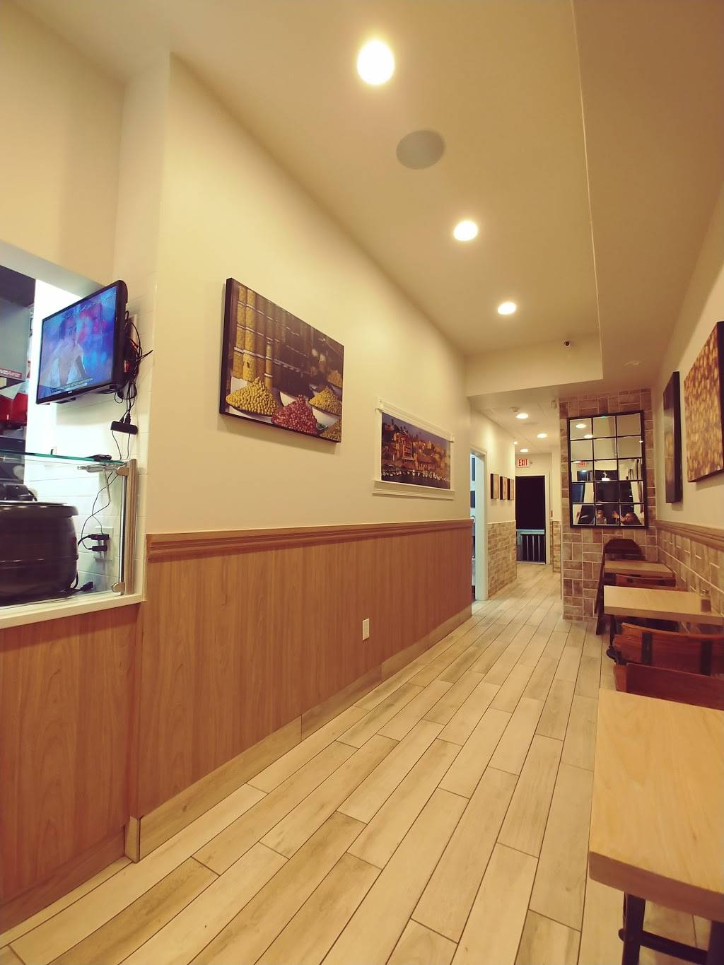 LAYLAS FALAFEL WESTPORT | restaurant | 1535 Post Rd E, Westport, CT 06880, USA | 2039551583 OR +1 203-955-1583