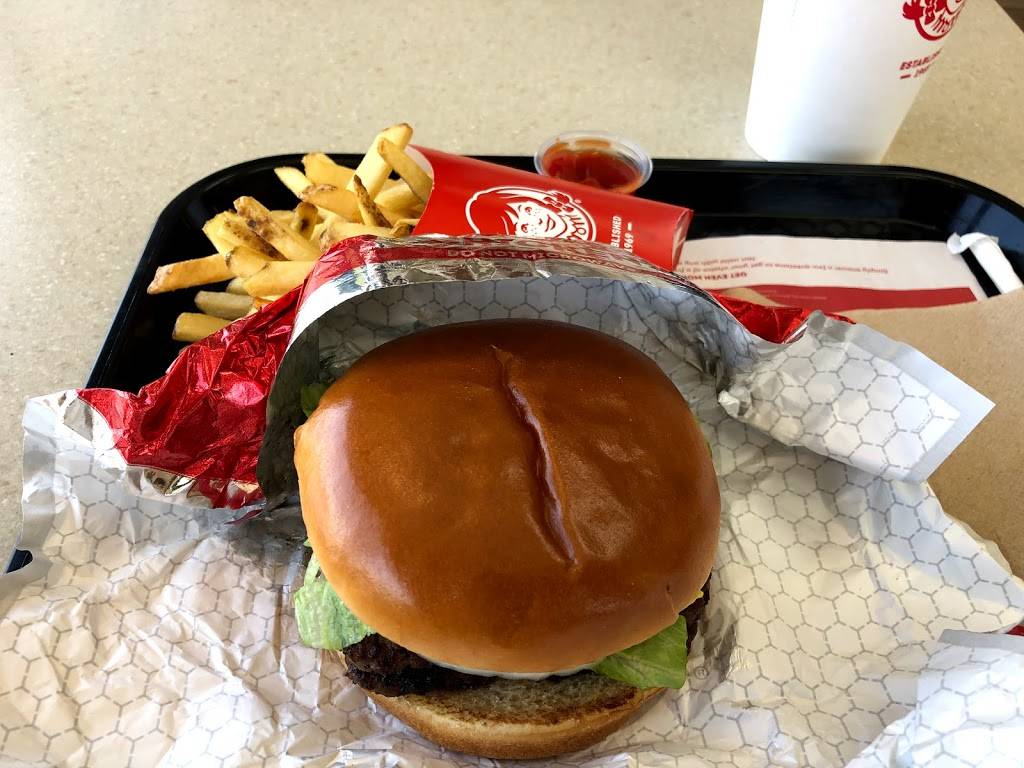 Wendys | restaurant | 365 W 78th Rd, Hialeah, FL 33014, USA | 7862176810 OR +1 786-217-6810